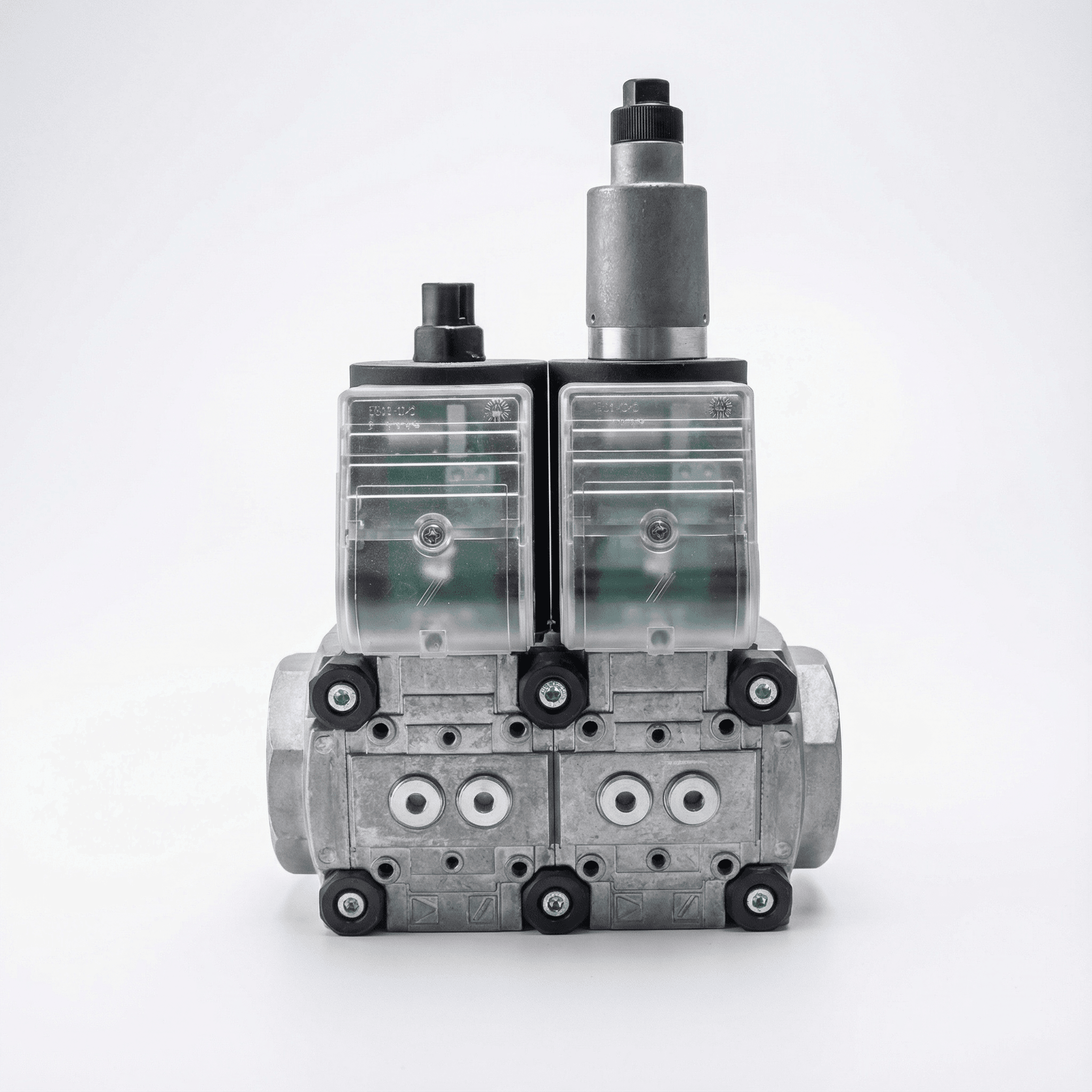 VCS Series Gas Double Solenoid Valve - View 1