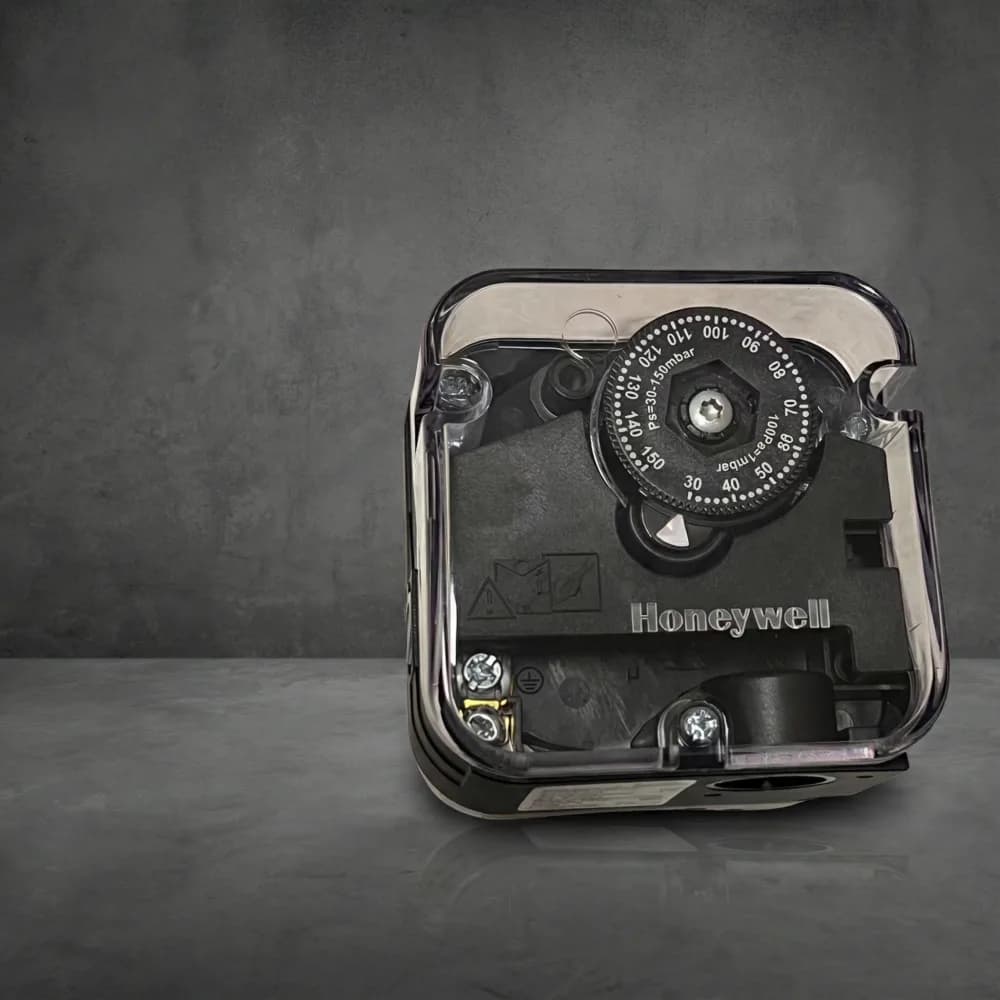 C6097A4410/U Gas Pressure Switch with Wide Range Adjustment - View 1