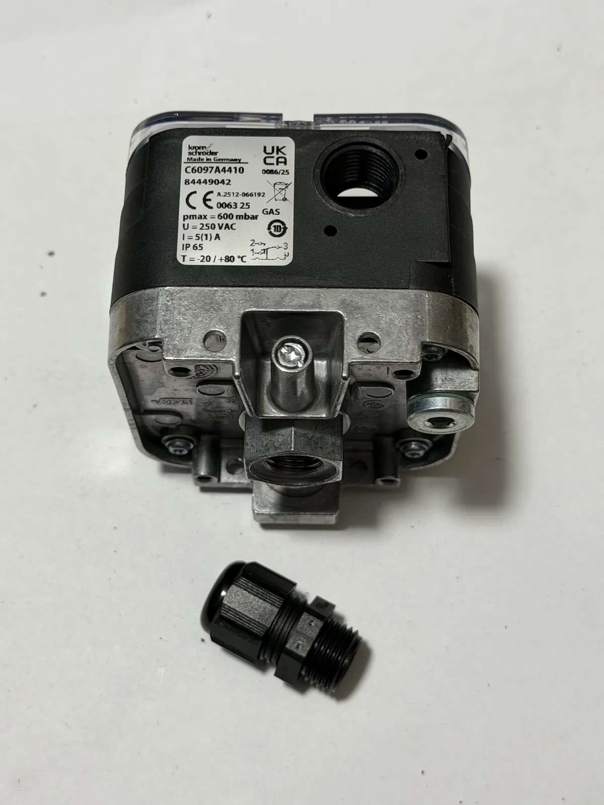 C6097A4410B/U High Precision Gas Pressure Switch