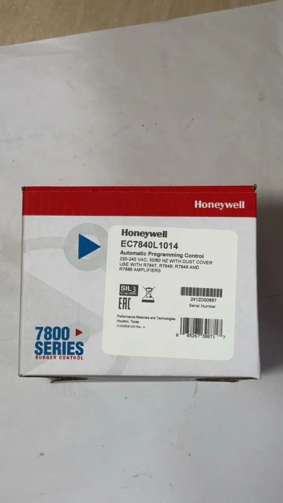 EC7840L1014/U 7800 Series Relay Module for Modulating Burner Control