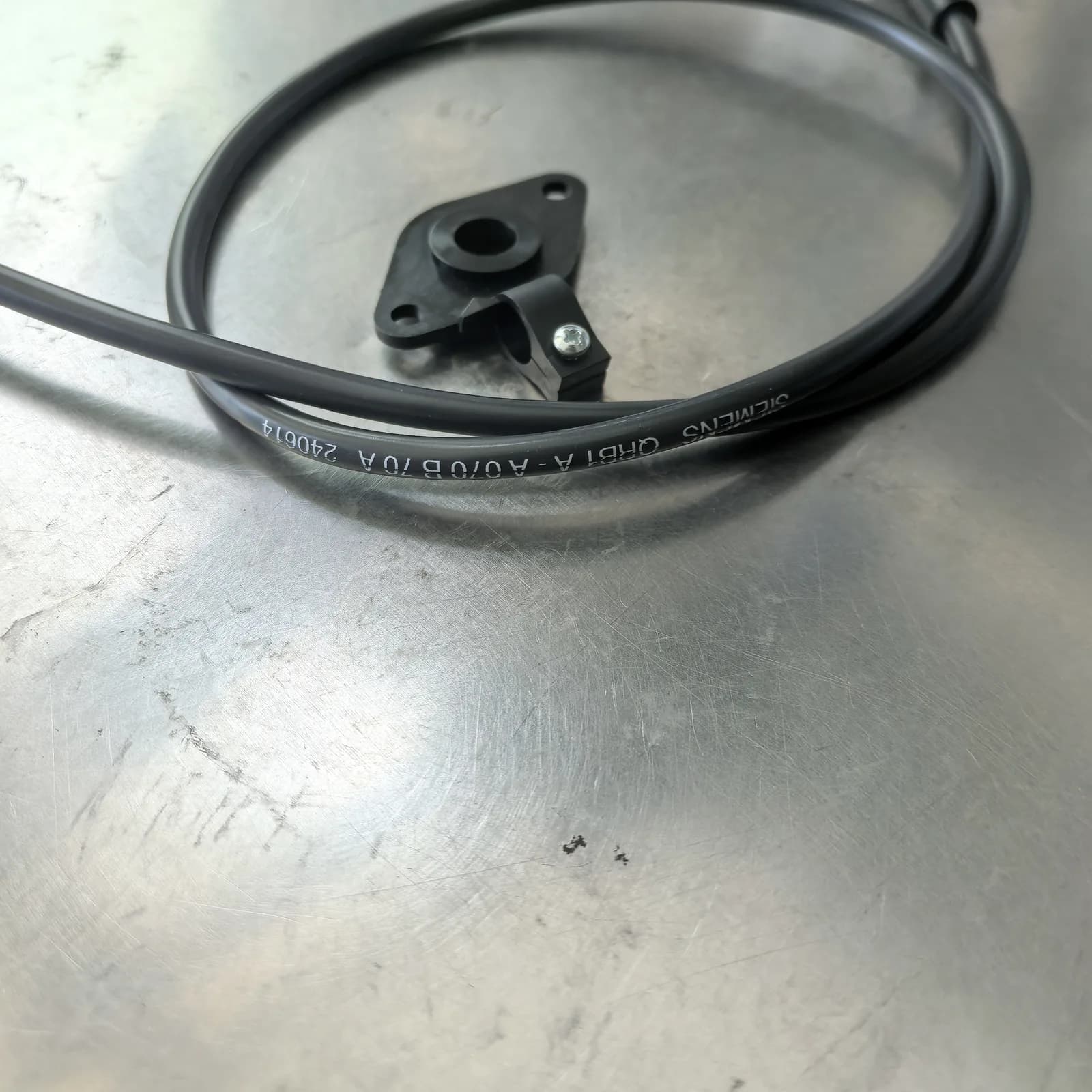 L4079B1041/U Pressure Control Switch for Boiler & HVAC Safety - View 1