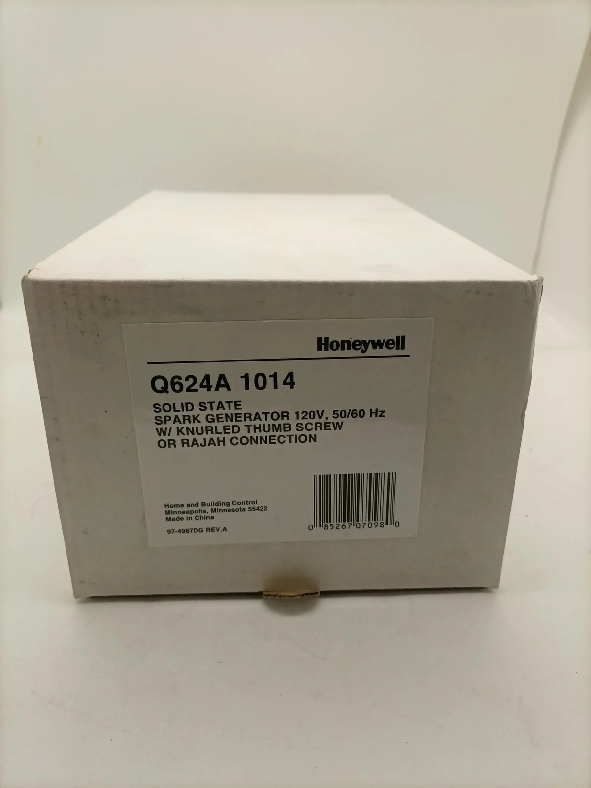 Q624A1014/U Universal Subbase for Gas Burner Control Modules - View 1