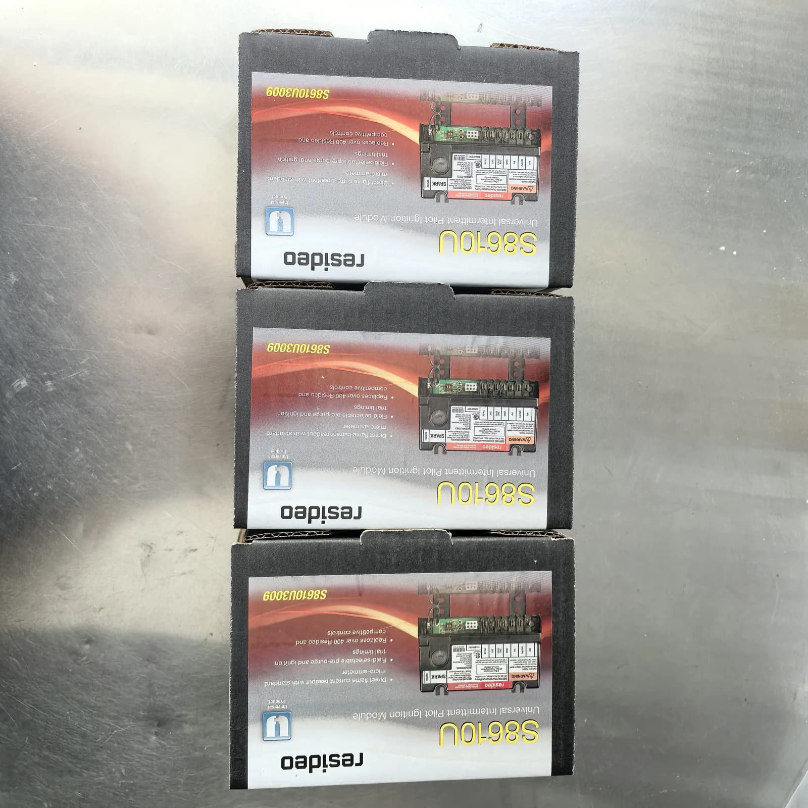 Q7800A1005/U Base Socket for 7800 Series Relay Controls - View 1