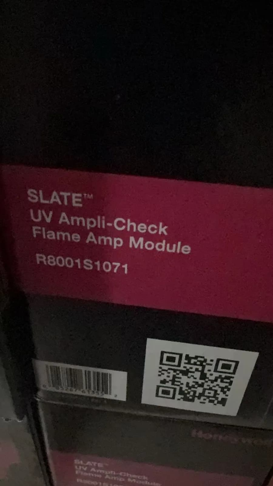R8001U3001/U SLATE™ Analog I/O Module for Control Systems - View 1