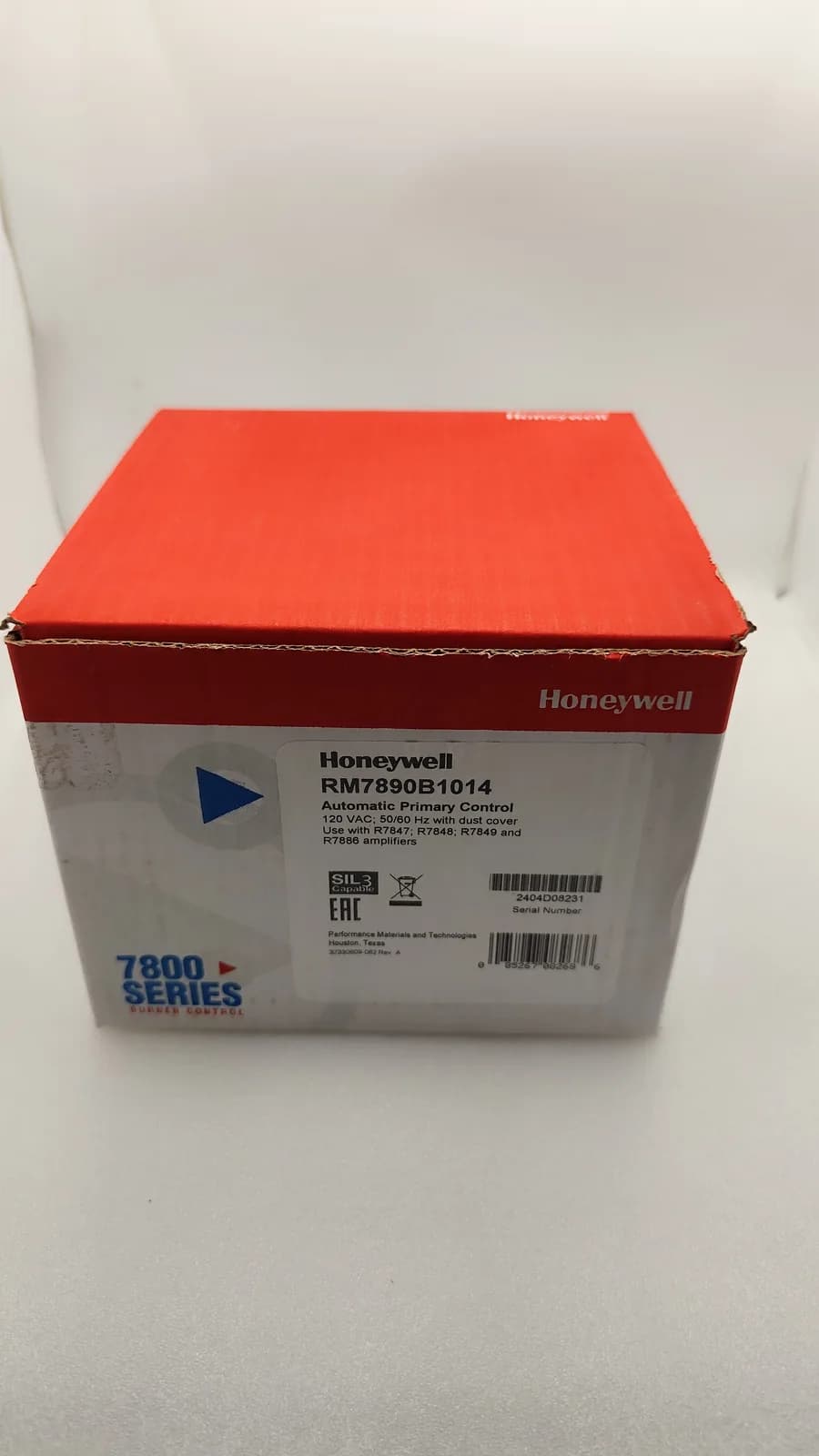 RM7890B1014/U 7800 Series On/Off Primary Burner Controller - View 1