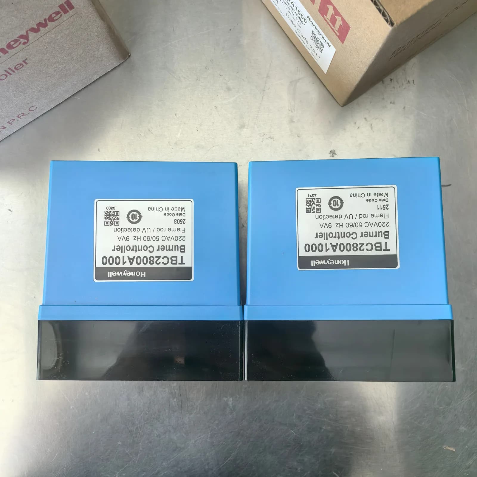RM7890B1048/U 7800 Series Industrial Burner Control Module - View 1