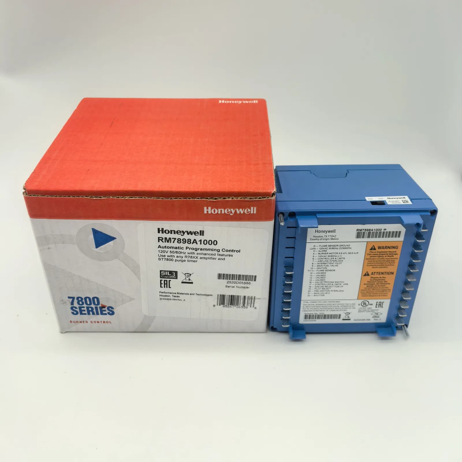 RM7898A1000/U 7800 Series Universal Burner Control Module - View 1