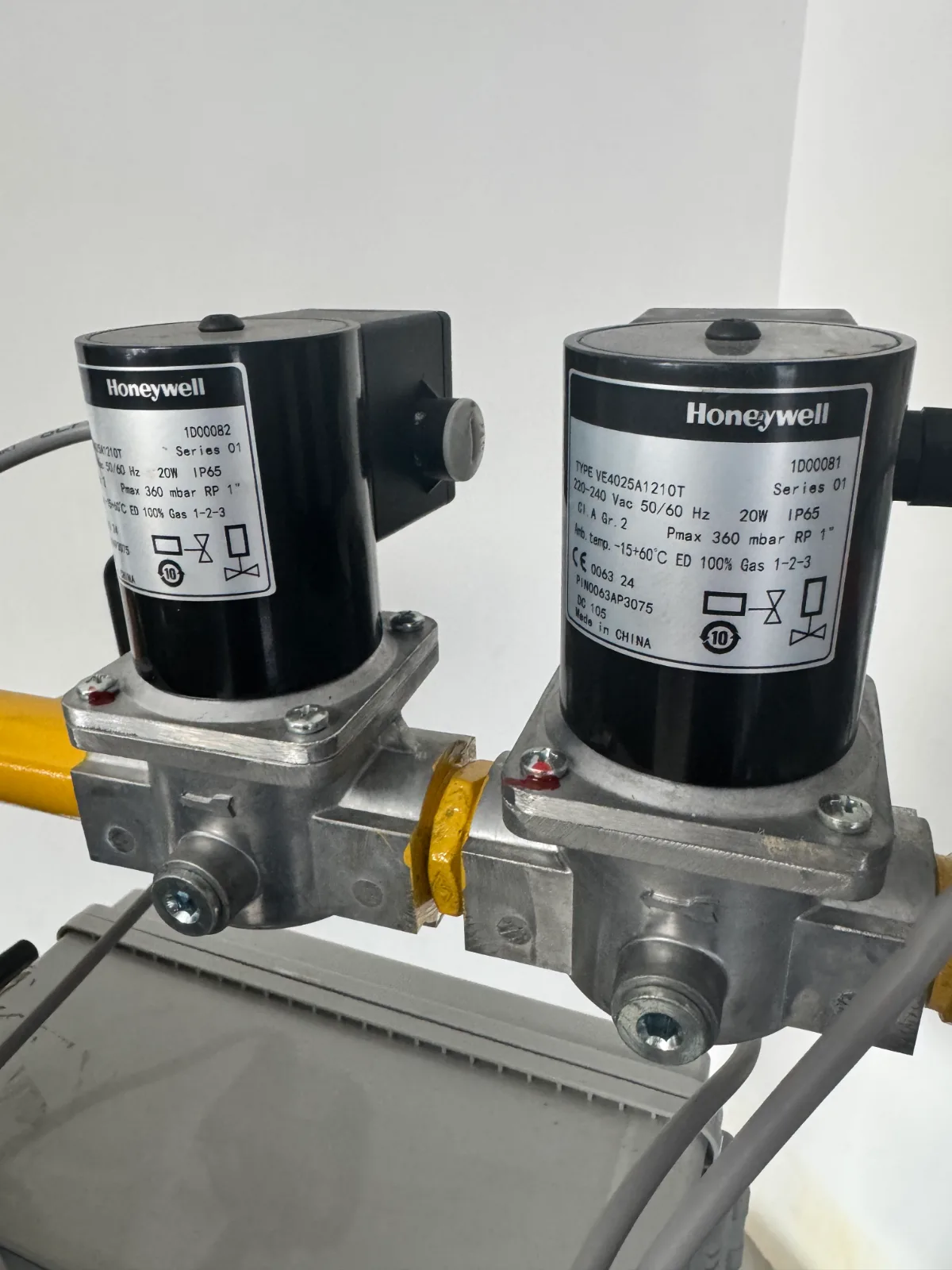 VE4025A1210T Enhanced Thermal Actuator for Safety Shut‑Off - View 1