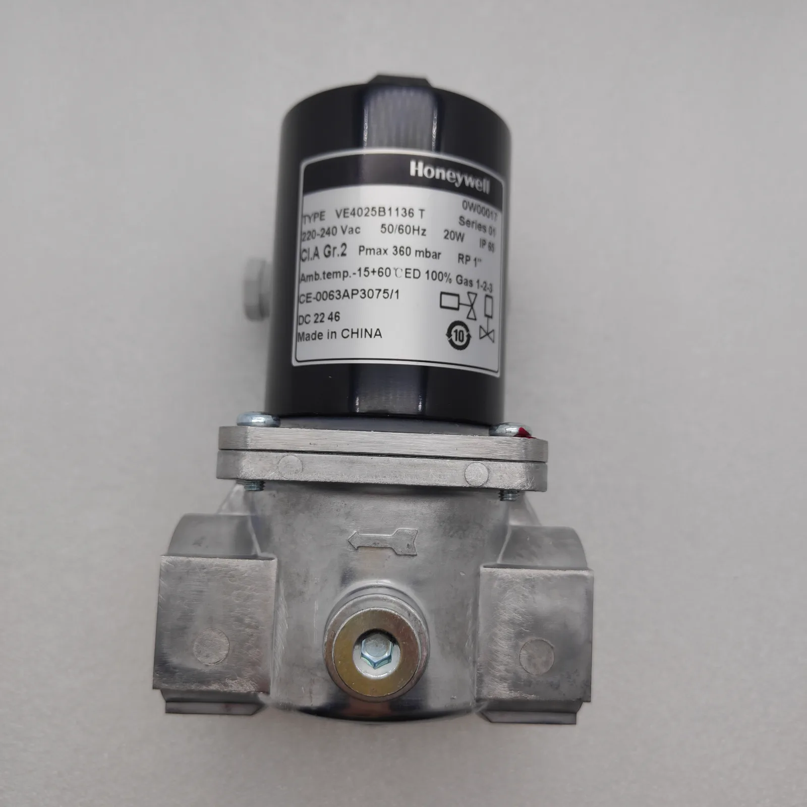 VE4025B1136T Thermal Actuator for Commercial Burner Systems - View 1